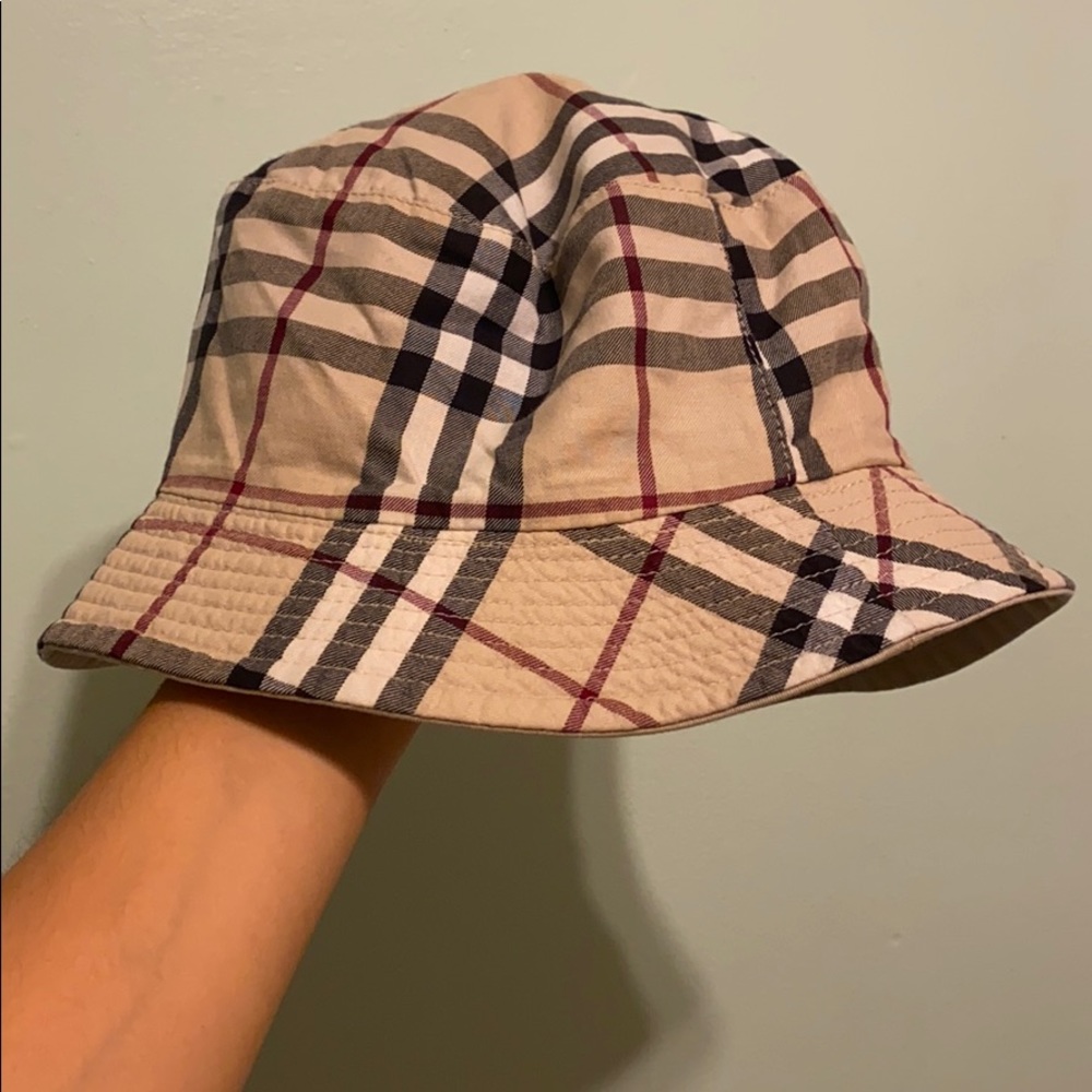 Burberry Vintage Check Bucket Hat